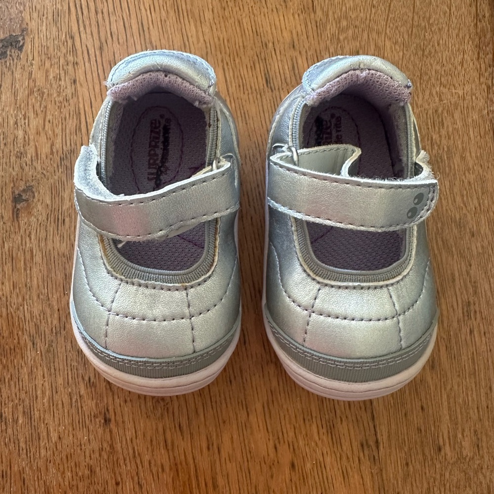 Stride Rite surprize Silver Ashby shoes
